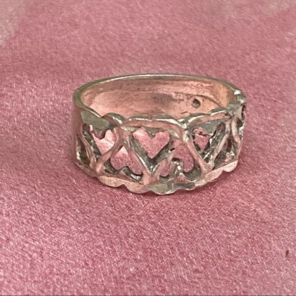 VINTAGE Silver Heart Handmade Die Cut Ring - Picture 8 of 11